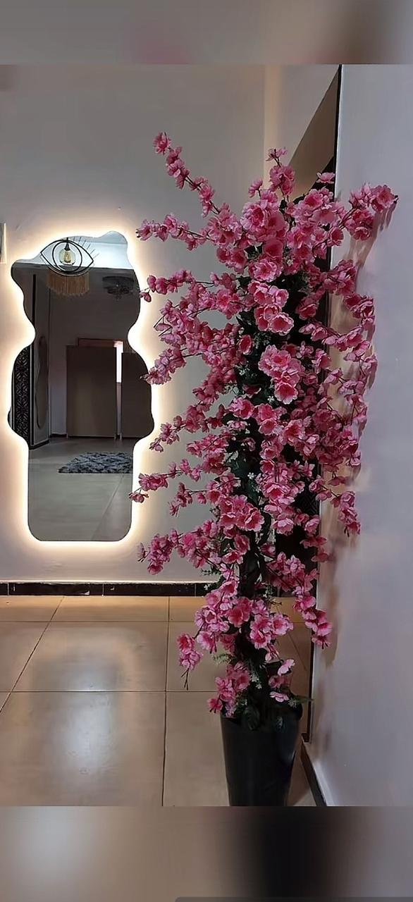 أعمال الزجاج والمرايا