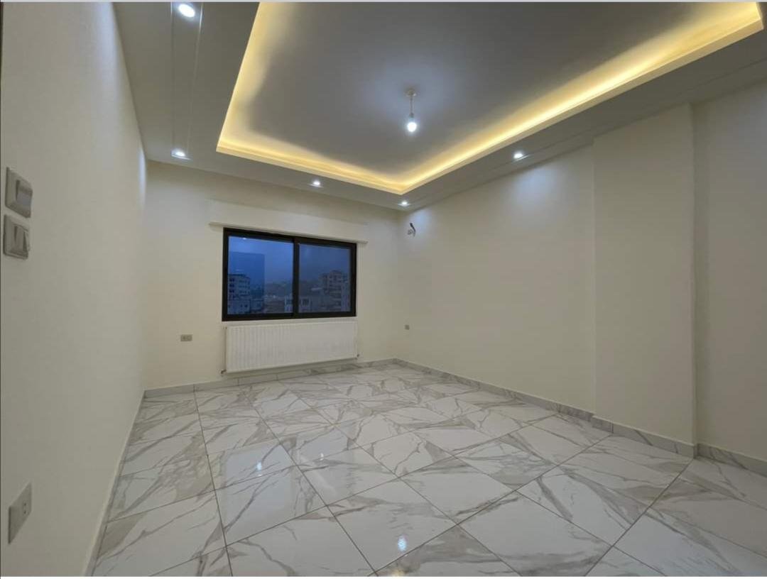 أعمال الزجاج والمرايا